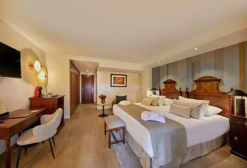 اتاق لوکس با چشم‌انداز باغ, Secrets Mallorca Villamil Resort & Spa   Adults Only