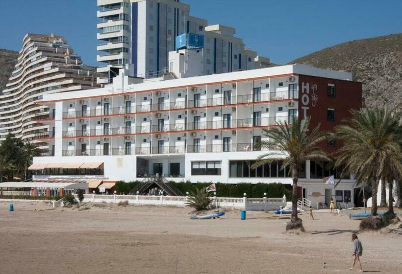 غرفة قياسية مطلّة علي البحر, Sicania