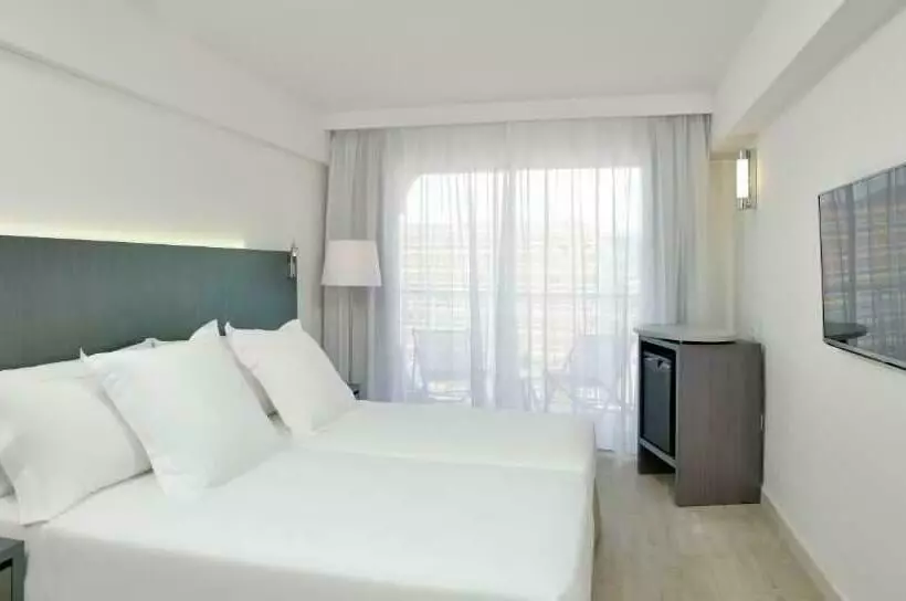 اتاق استاندارد با چشمانداز استخر, Sol House Mallorca - Adults Only