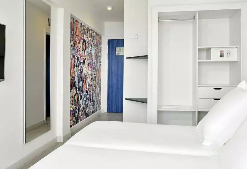 اتاق استاندارد با چشمانداز استخر, Sol House Mallorca - Adults Only