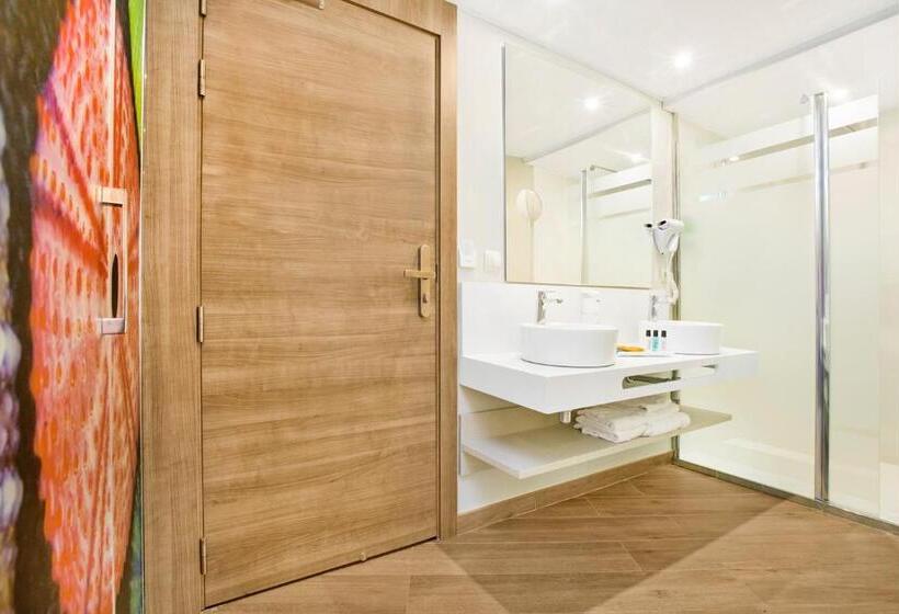 غرفة سوبيريور مطلة على حمام السباحة, Sumus Stella & Spa 4* Sup - Adults Recommended