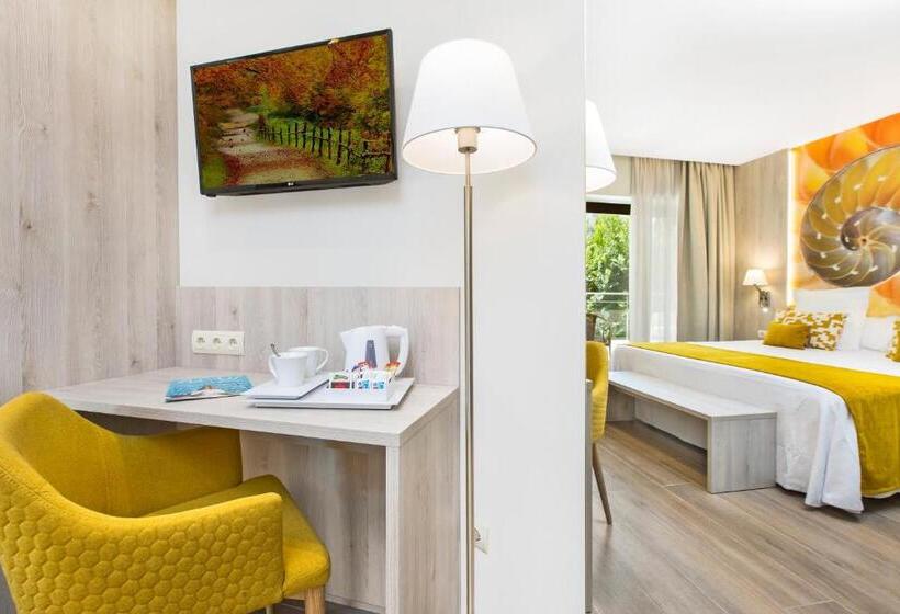 غرفة سوبيريور مطلة على المدينة, Sumus Stella & Spa 4* Sup - Adults Recommended