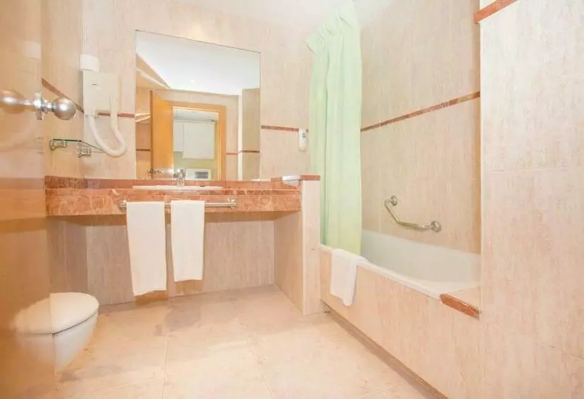 Perhestudio, Tres Anclas