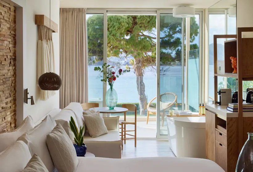ジュニアスイート, Me Ibiza   The Leading Hotels Of The World