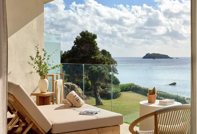 سوییت با چشم‌انداز دریا, Me Ibiza   The Leading Hotels Of The World