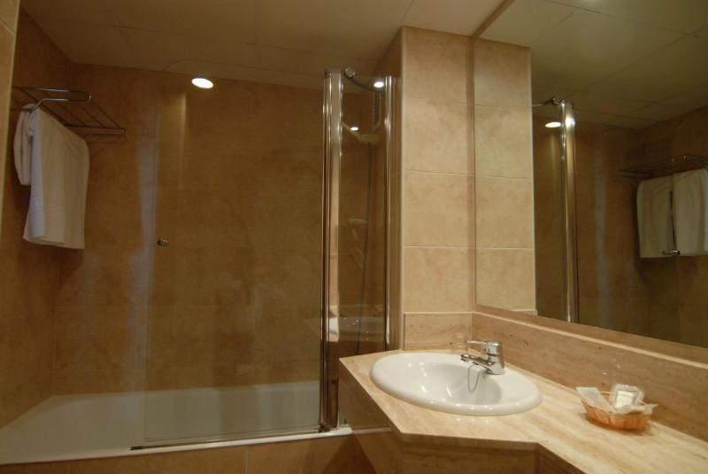 标准三人间, Beverly Park & Spa