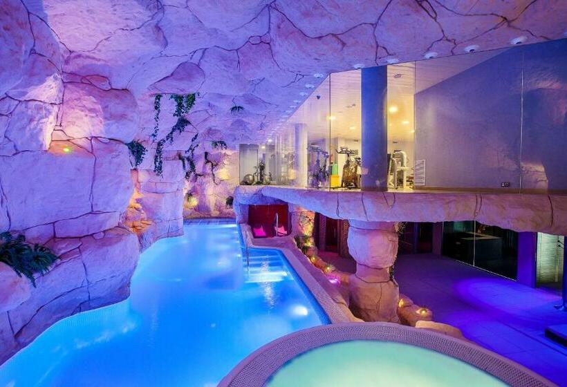 Superior-huone - Sis. Pääsyn spa-tilaan, Beverly Park & Spa