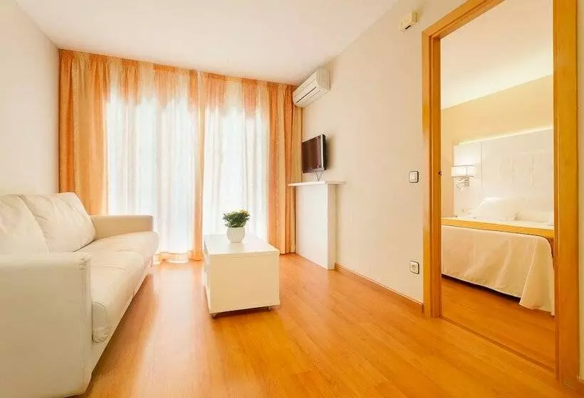 Habitación Familiar, Beverly Park & Spa