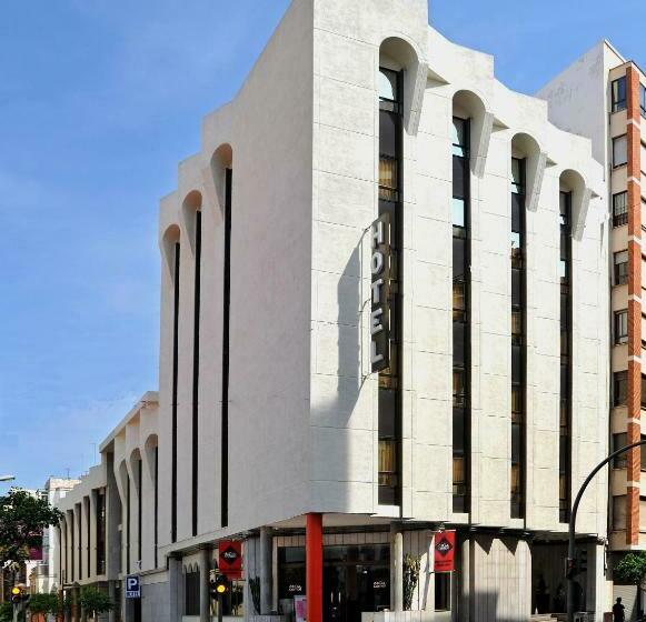 חדר סטנדרט יחיד, Civis Jaime I