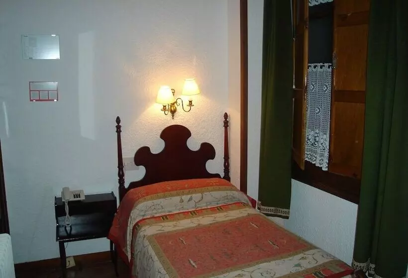 Habitación Estàndard Individual, Conde Aznar