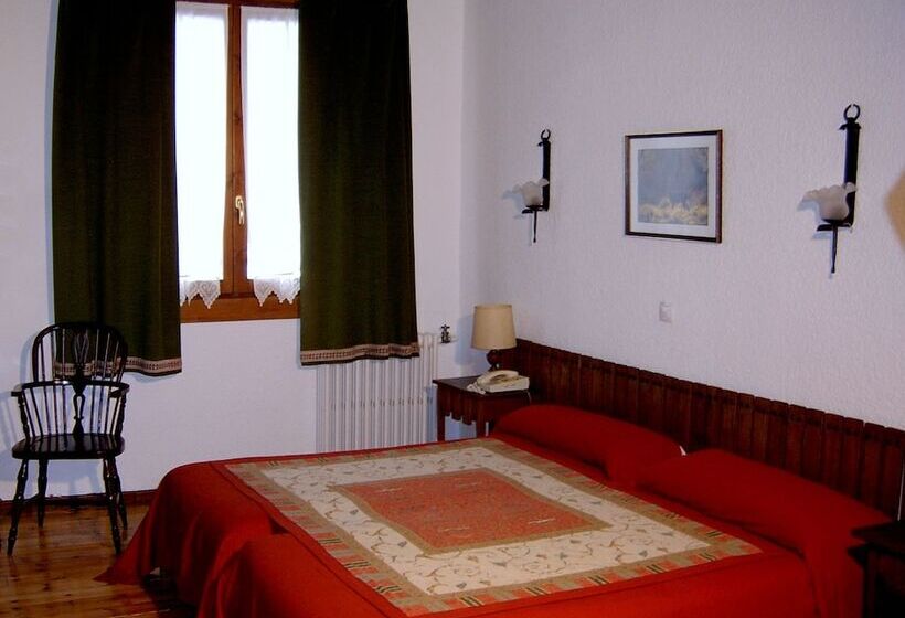 חדר סטנדרט, Conde Aznar