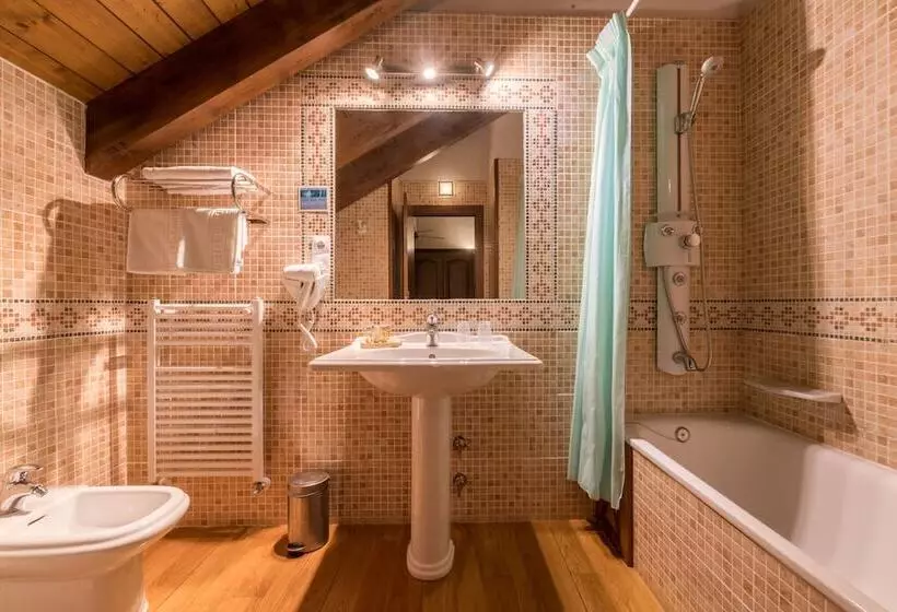 Habitació Superior, Conde Aznar