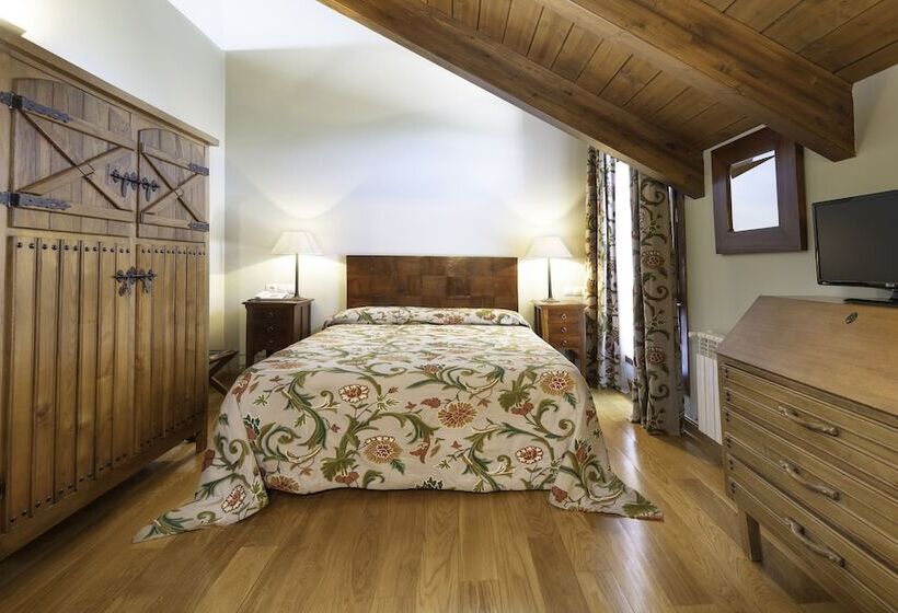 חדר סופריור, Conde Aznar