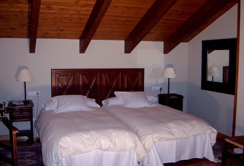 חדר סופריור, Conde Aznar