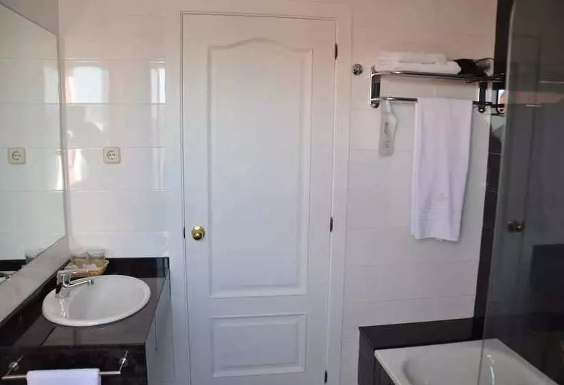 Standardzimmer, Crunia I A Coruna
