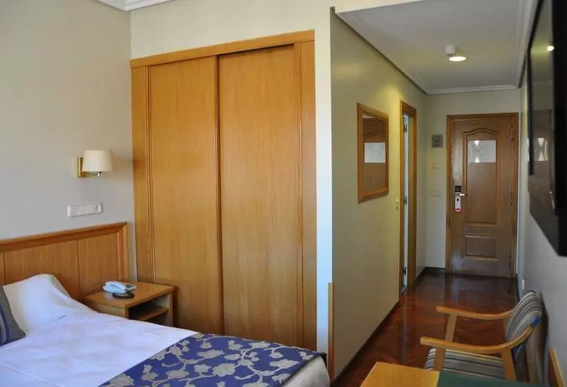 Standardzimmer, Crunia I A Coruna