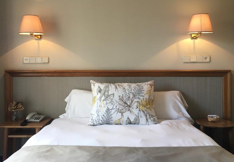 اتاق استاندارد, Crunia I A Coruna