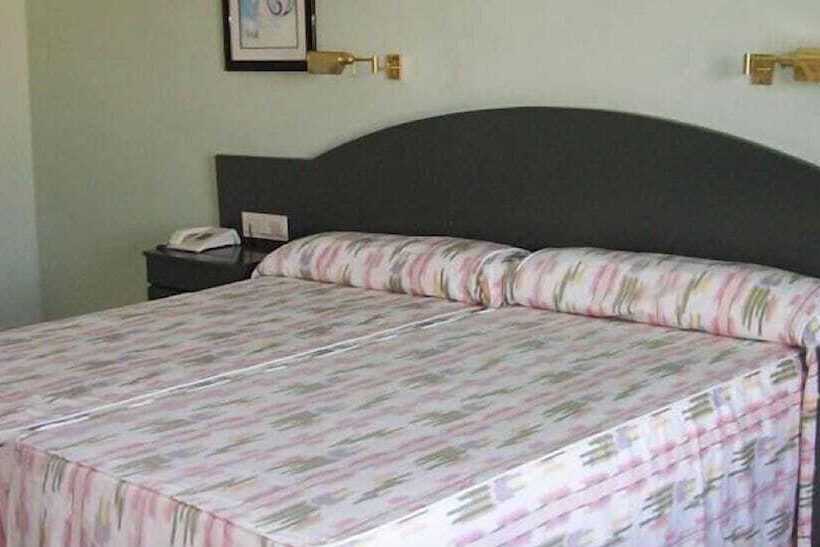 غرفة قياسية فردية, Ele La Perla