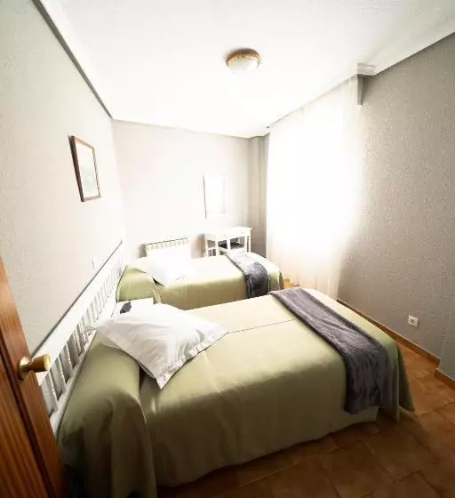 Standard Triple Room with Terrace, Isabel