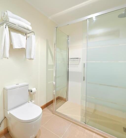 آپارتمان 2 خوابه, Juan De La Cosa