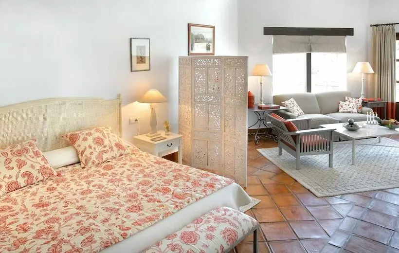 Junior Suite amb Balconada, Finca La Bobadilla