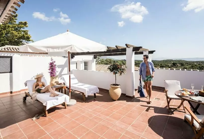 Junior Suite met Terras, Finca La Bobadilla