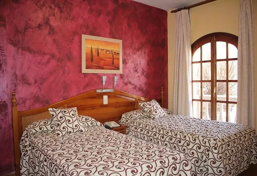 Standardzimmer, La Curva