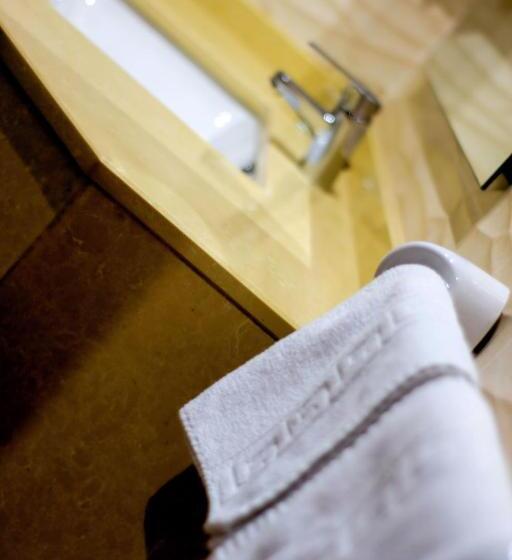 اتاق استاندارد, Los Angeles