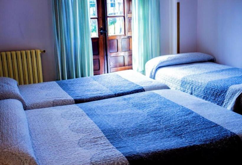 اتاق استاندارد چهار تخته, Los Angeles