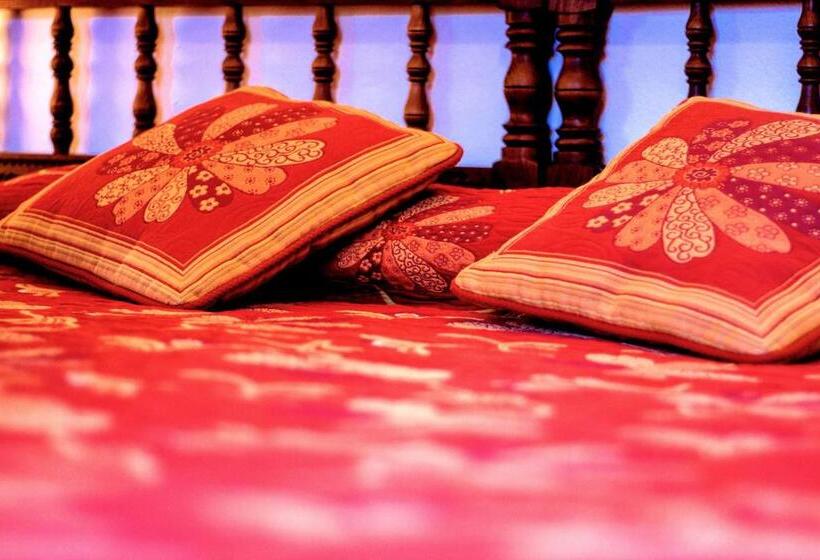 اتاق استاندارد با بالکن, Los Angeles