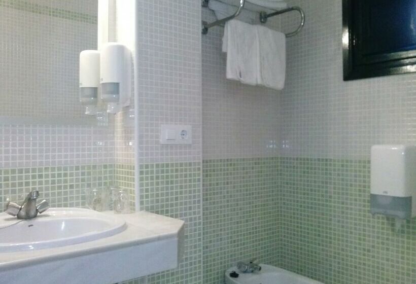 Номер Стандарт Трехместный, Los Helechos