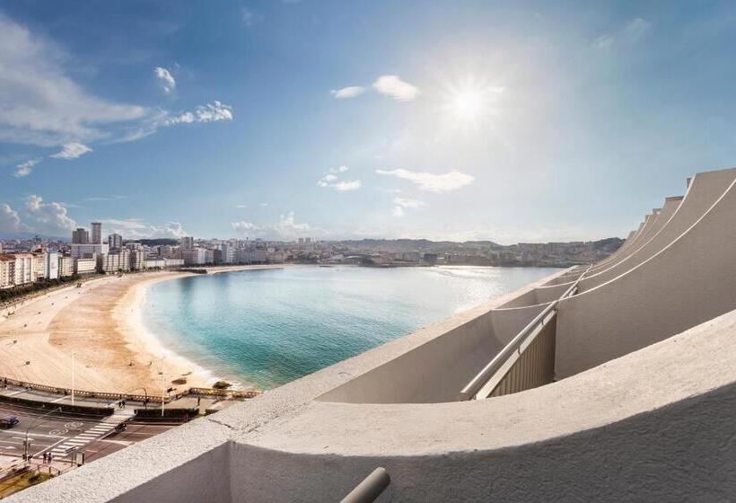 اتاق استاندارد با تراس و چشمانداز دریا, Melia Maria Pita