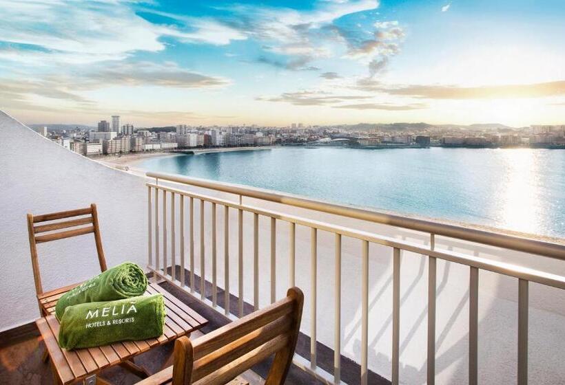 اتاق استاندارد با تراس و چشمانداز دریا, Melia Maria Pita