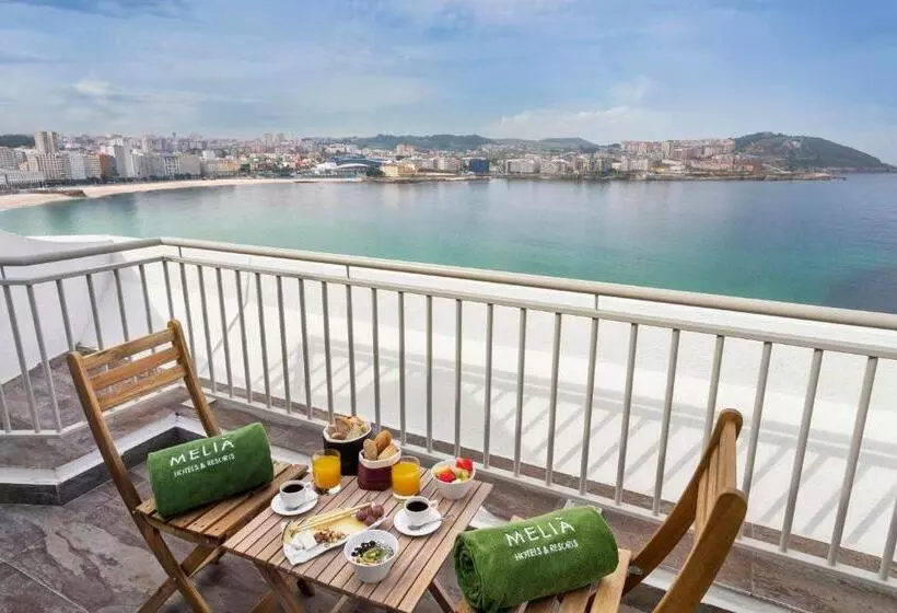 سوییت با چشمانداز دریا, Melia Maria Pita