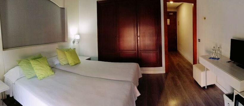 스탠다드 룸, Mir Octavio