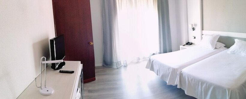 스탠다드 룸, Mir Octavio