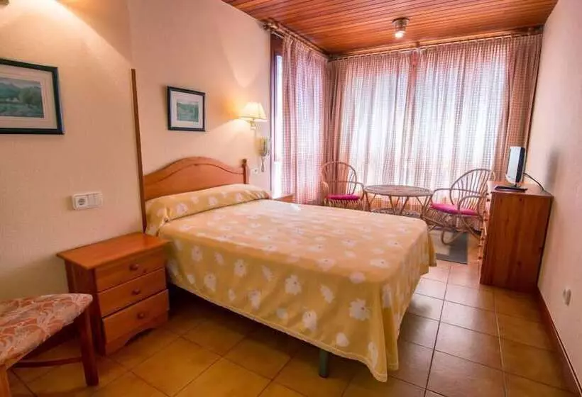 Habitación Estàndard Individual, Montecristo