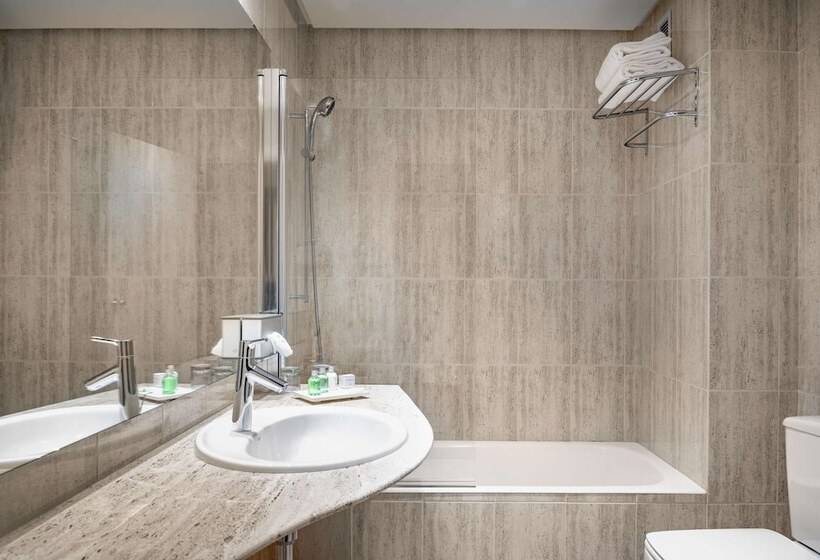 اتاق استاندارد, NH Ciudad De Cuenca