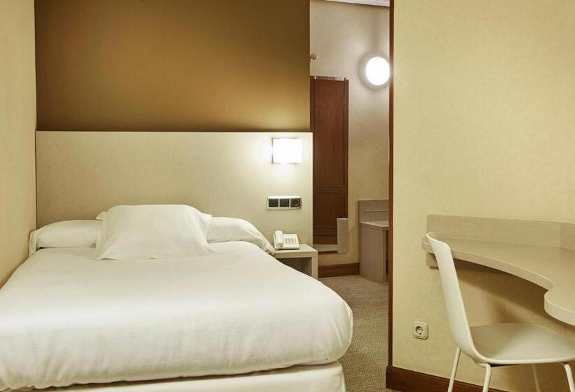 Camera Singola Affaccio Interno, Parma