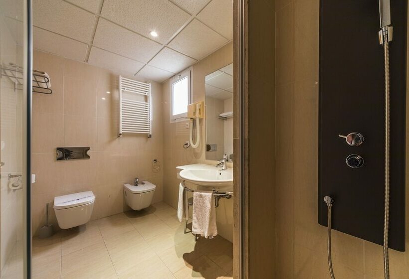 Номер Премиум, Rosaleda Del Mijares