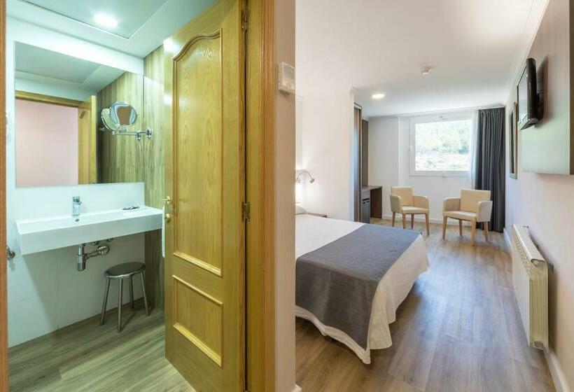 Номер Стандарт Вид на Реку, Rosaleda Del Mijares