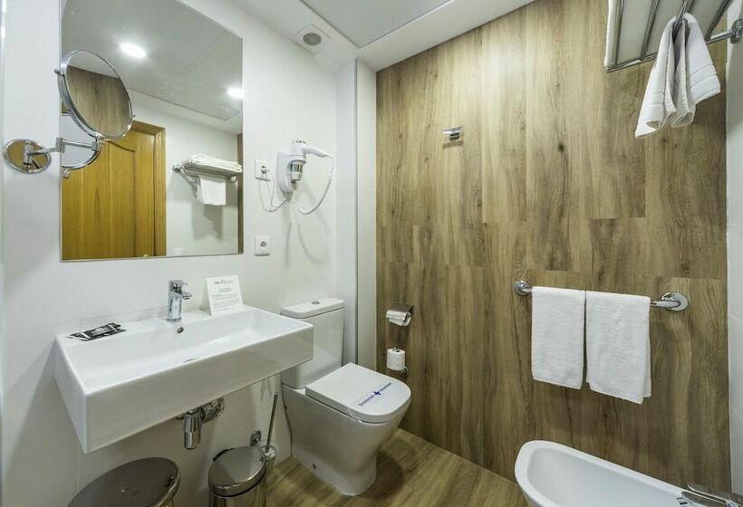 Номер Стандарт Вид на Реку, Rosaleda Del Mijares