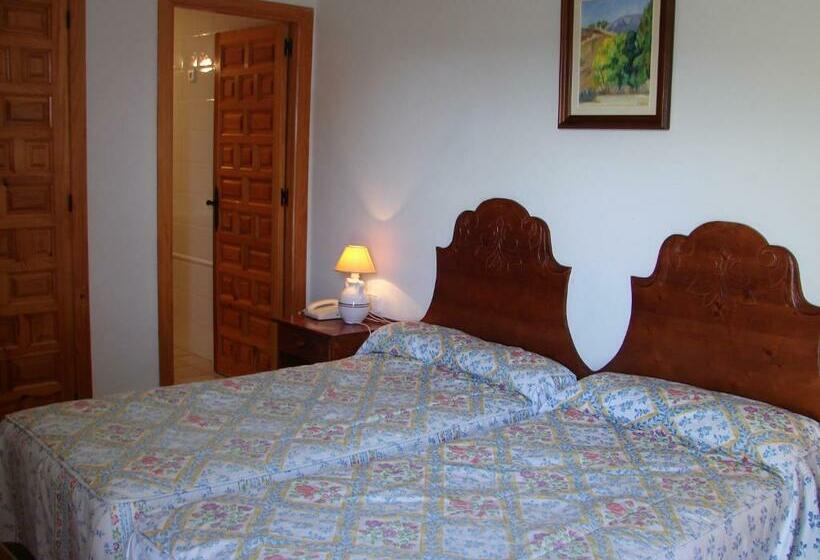 Вилла 1 Спальня, Villa Turistica De Priego