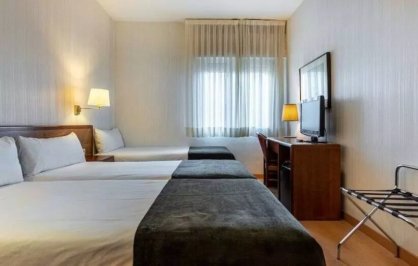Chambre Triple Standard, Ultonia