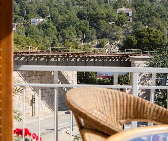 패밀리 룸 측면 바다 전망, Voramar