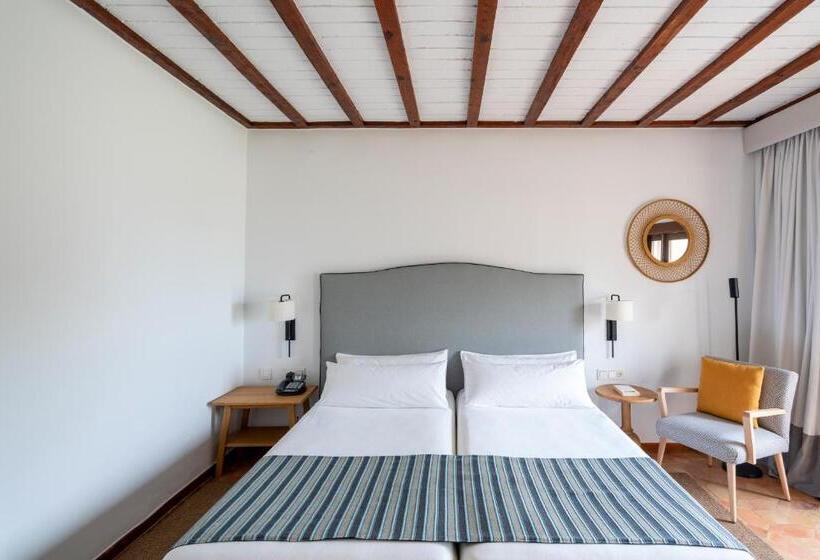 Номер Стандарт, Parador De Mazagon