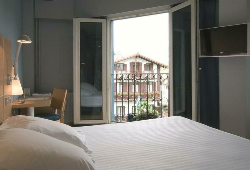 חדר סטנדרט, Jauregui