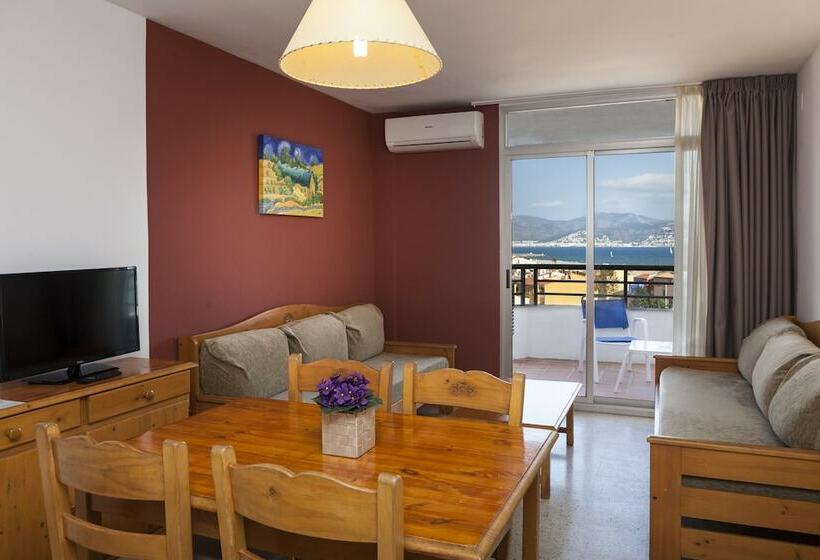 Апартаменты 2 Спальни, Xon S Platja Ha