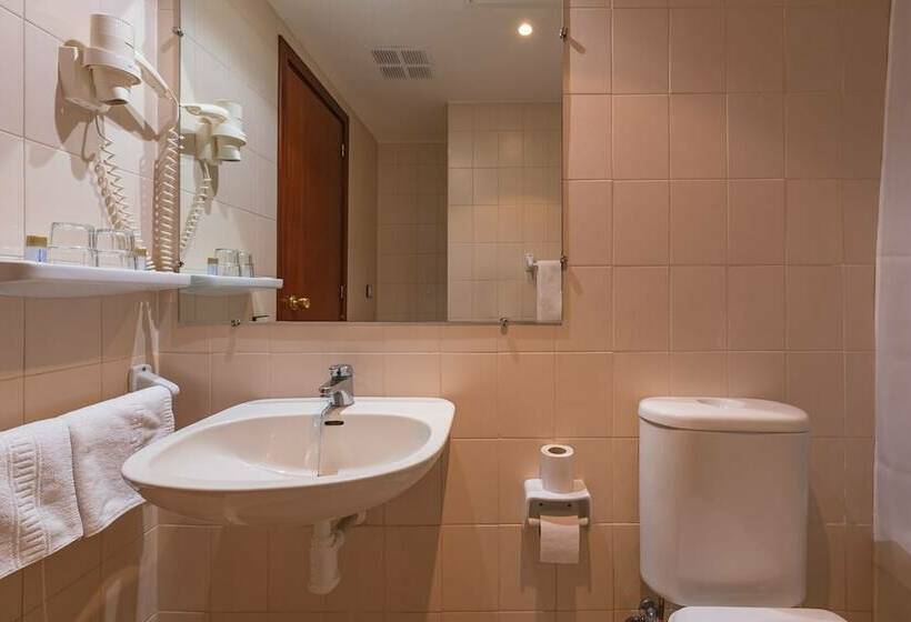 Апартаменты 2 Спальни, Xon S Platja Ha