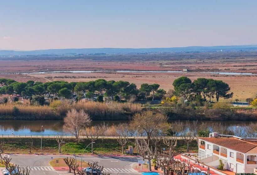 Апартаменты 3 Спальни, Xon S Platja Ha